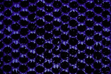 Ultraviyole radyasyonlu çok aşamalı hava filtresi ve aktif karbon tanecikleri. Hava arındırma ve dezenfeksiyon sistemi. Sağlık, alerji, toz, virüs ve bakterilerden korunmak için HEPA filtresi