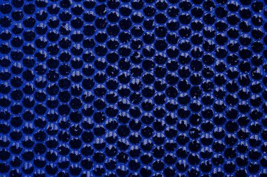 Ultraviyole radyasyonlu çok aşamalı hava filtresi ve aktif karbon tanecikleri. Hava arındırma ve dezenfeksiyon sistemi. Sağlık, alerji, toz, virüs ve bakterilerden korunmak için HEPA filtresi.