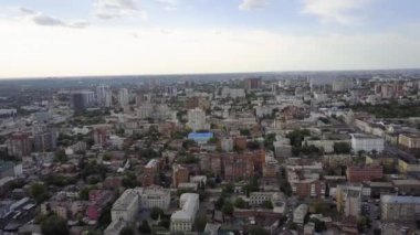 Şehir merkezindeki uçuş ve eğlence merkezi, şehrin Rostov-on-Don panoraması. Renk notu yok