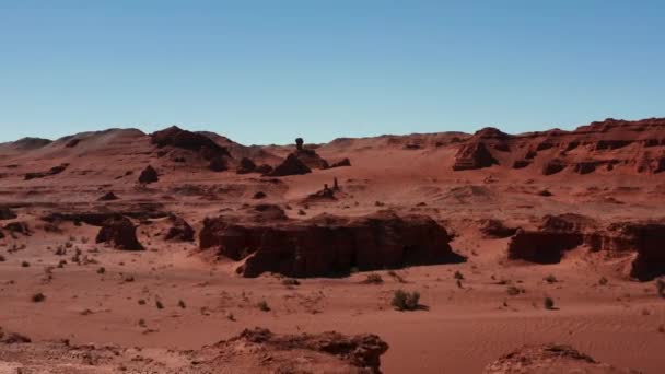 Αρειανό Τοπίο Φλεγόμενα Βράχια Εναέρια Θέα Στην Έρημο Γκόμπι Καμένη — Αρχείο Βίντεο