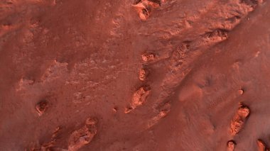 Mars manzarası, Gobi Çölü 'ndeki Flaming Cliffs hava manzarası. Dinozorların kalıntılarının dinlendiği ve yumurtalarının serildiği yanmış toprak. Moğolistan. Herman-Tsav Kanyonu.