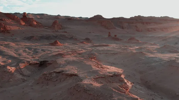 Paisagem Marciana Falésias Flamejantes Vista Aérea Deserto Gobi Terra Queimada — Fotografia de Stock