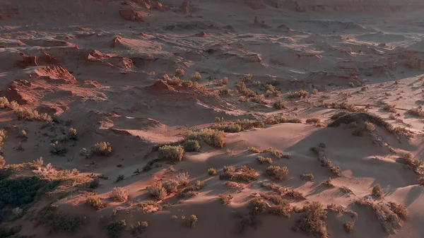 Марсианский Пейзаж Пламенные Скалы Высоты Птичьего Полета Пустыне Гоби Выжженная — стоковое фото