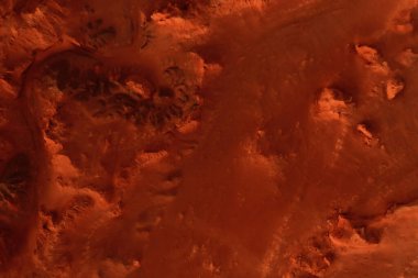 Paslı turuncu gölgelerdeki fantastik Mars manzarası Mars yüzeyi, Çöl, Uçurumlar, kum. Uzaylı manzarası. Kızıl Gezegen Mars.