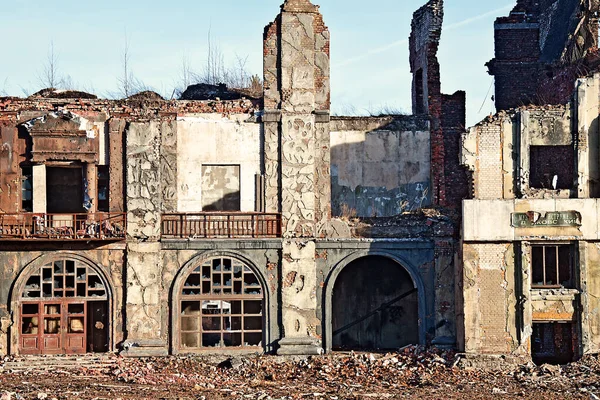 Paisaje Edificios Ruinas Atardecer Imagen Decrepitud Desastre Natural — Foto de Stock