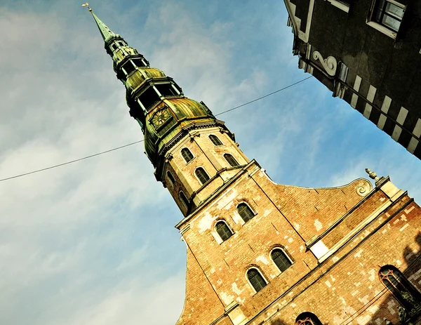 Věž kostela svatého Petra — Stock fotografie