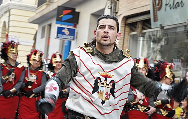 Almansa, Espanha - 1 de maio de 2013. Férias Sobre a cidade de Almansa , — Fotografia de Stock