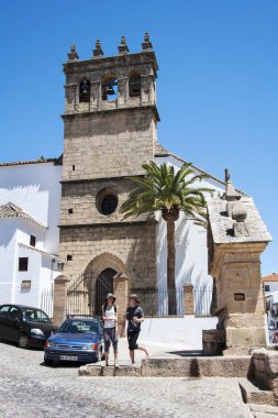 Ronda, İspanya - 6 Mayıs 2014. Kilisede kasaba Ronda, İspanya, 