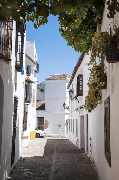 Casco antiguo de Ronda en una colina en la región de Andalucía España, Ma — Foto de Stock