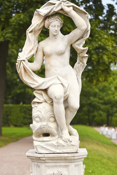 Staty av Galatea i parken Catherine — Stockfoto