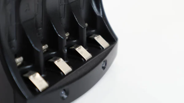 Schnellladegerät Für Vier Akkus Schwarz Auf Weißem Hintergrund Keine Batterien — Stockfoto