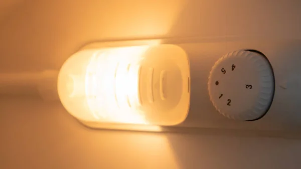 Lumière Orange Intérieur Réfrigérateur Gros Plan Une Lampe Qui Allume — Photo