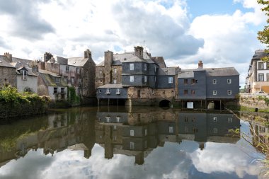 Pont de rohan, ev kaplı köprü landerneau (Fransa)