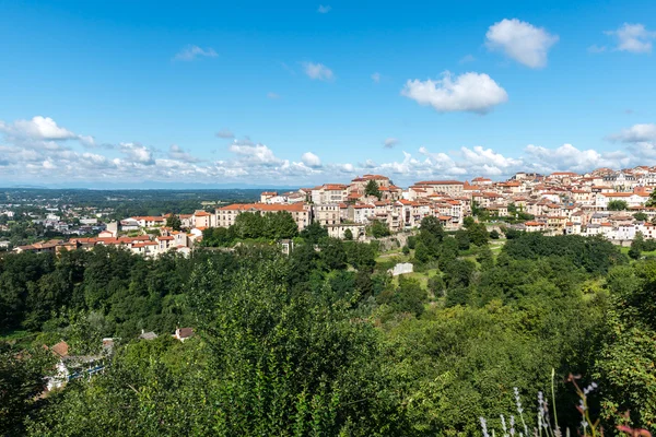 Cidade de Thiers, departamento de Puy-de-Dome (França ) — Fotografia de Stock