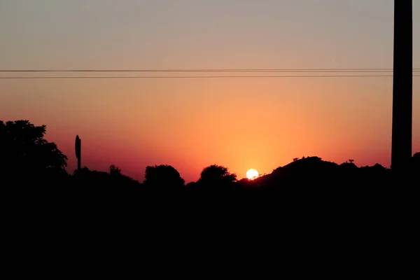 Eine Landschaft Sonnenaufgang Ansicht Foto Dem Die Helle Sonne Tritt — Stockfoto