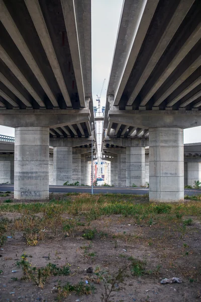 Yeni bir köprü inşaatı — Stok fotoğraf