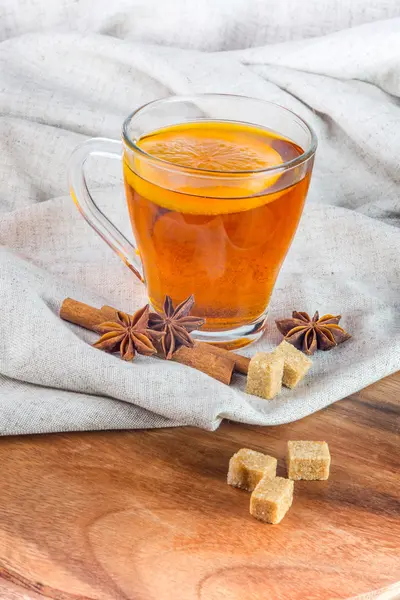 Petit déjeuner avec thé et biscuits — Photo