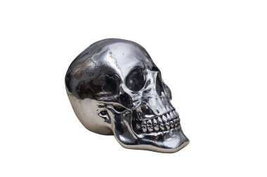 metal krom kafatası