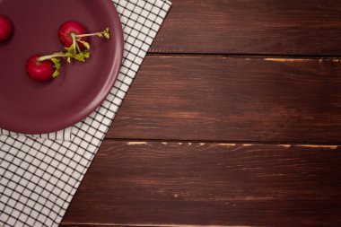 Beyaz arka planda sebze ve meyveler