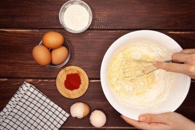 Beyaz arka planda sebze ve meyveler