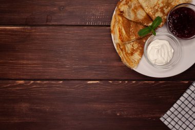 Beyaz arka planda sebze ve meyveler