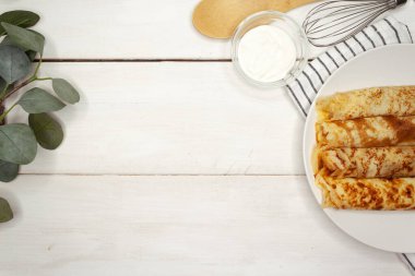 Beyaz arka planda sebze ve meyveler