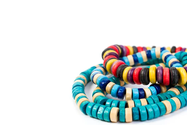 Farbige Halsketten aus Holz — Stockfoto