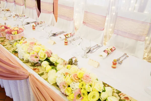 Düğün masa çiçek — Stok fotoğraf