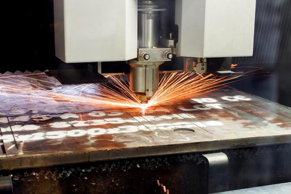Laser cutting process — Stock Photo, Image