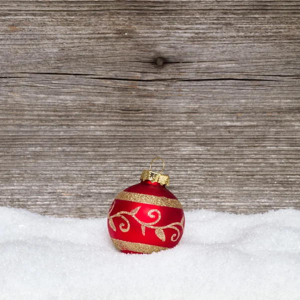 Palla di Natale rossa — Foto Stock