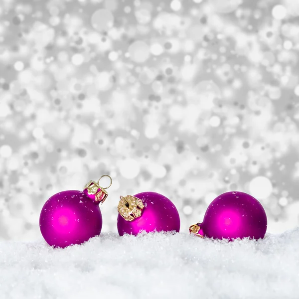 Bolas de Natal roxas — Fotografia de Stock