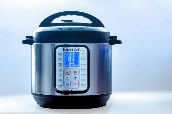 Calgary Alberta Canada Nov 2020 Instant Pot White Background — Stock Fotó