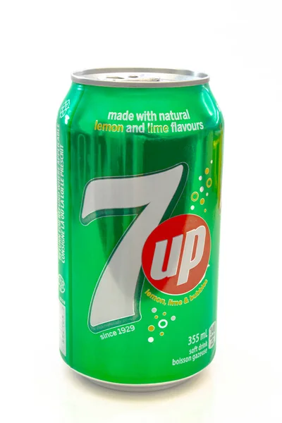 Калгари Альберта Канада Мая 2021 Года Банка 7Up Американский Бренд — стоковое фото