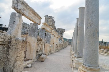 Perge Antik Kenti, Antalya - Türkiye. Perge antik Pamphylia 'nın en önemli şehirlerinden biriydi..