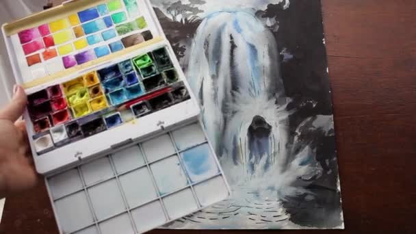 Set de peinture aquarelle mains fermant dans une boîte — Video