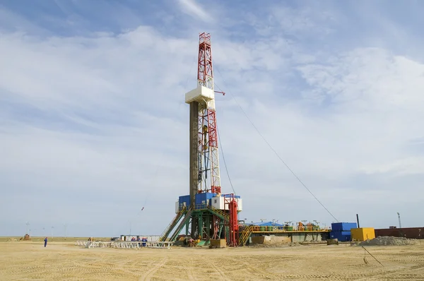 Loaded drilling rig — Stock Photo, Image