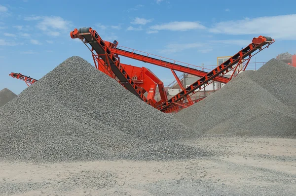 Production of building rubble — Stock Photo, Image