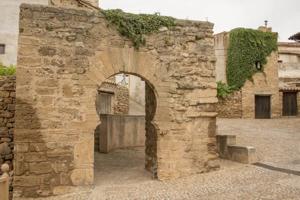 Horseshoe arch, Agreda, Soria, Castilla-Leon, Spain. — Stock Photo, Image