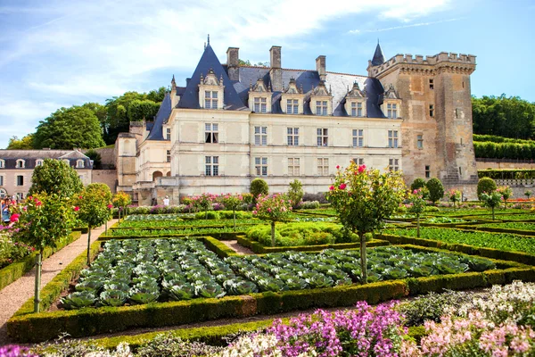 VILLANDRY, FRANCIA - 26 AGOSTO 2015, Chateau de Villandry is a ca — Foto Stock