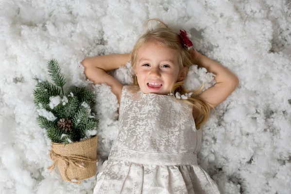 Sweet Little Girl Christmas Decorations Playing Snow — Stock Photo, Image