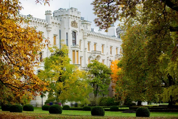 Beautiful Hluboka Castle Czech Republic Autumntime — 스톡 사진