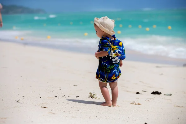 Schattige Peuter Jongen Zomer Vakantie Resort Mauritius Casual Gekleed Had — Stockfoto