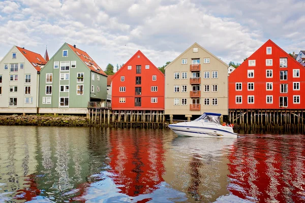 Hermoso Paisaje Urbano Ciudad Trondheim Noruega Durante Verano — Foto de Stock