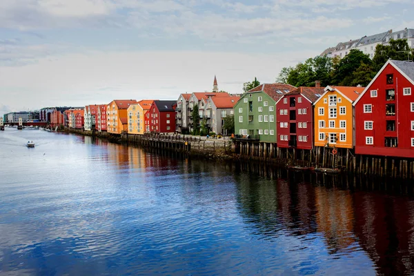 Yaz Boyunca Norveç Trondheim Şehrinin Güzel Manzarası — Stok fotoğraf