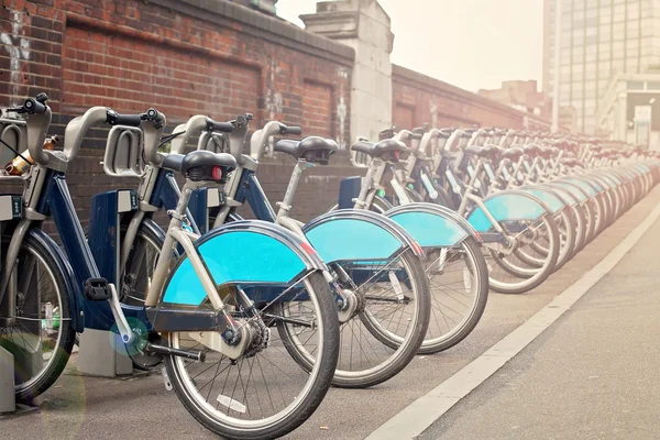 Cyklar uthyres i london — Stockfoto