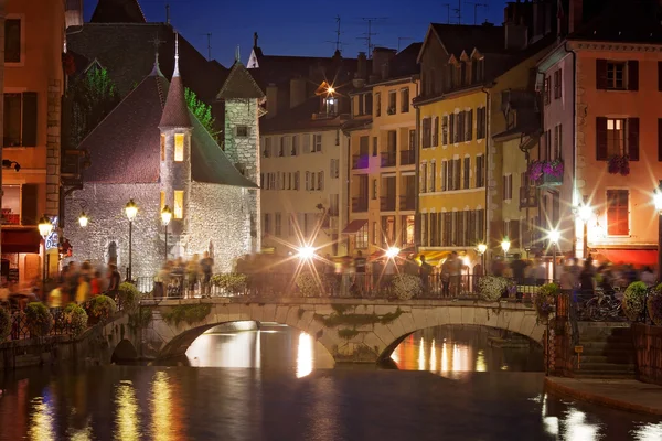 Palais de l'isle door nacht in Annecy - Frankrijk — Stockfoto