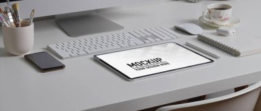 Dijital tablet, akıllı telefon ve aksesuarlarla görüntüleme masasını kapat, kırpma yolunu da dahil et