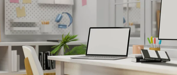 Laptop Med Mock Skärm Datorbord Minimal Hemmakontor Rendering Illustration — Stockfoto