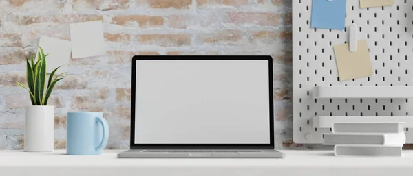Kitaplı Kupalı Saksılı Çizimli Resimli Beyaz Ekranlı Bilgisayar Bilgisayarı — Stok fotoğraf