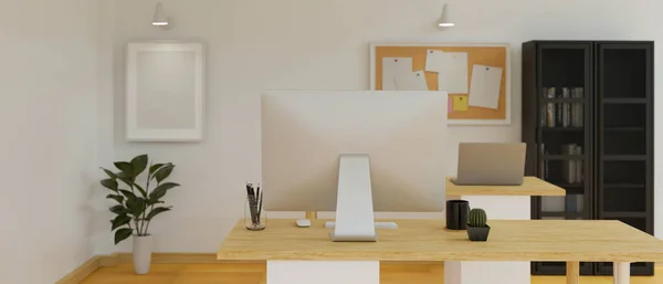 Modern Ofis Tasarımı Bilgisayar Masaları Dolaplar Duyuru Panosu Dekorasyonları Görüntüleme — Stok fotoğraf